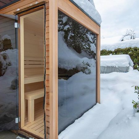 Exklusives Chalet Mit Traumhafter See- Und Bergsicht ゼーリスベルク エクステリア 写真