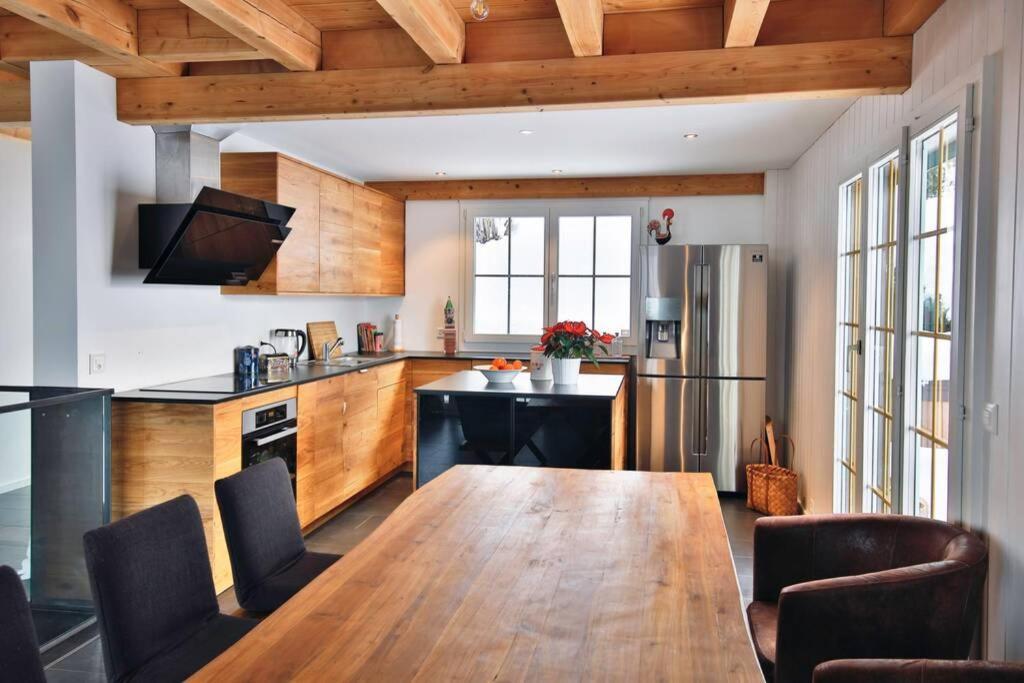 Exklusives Chalet Mit Traumhafter See- Und Bergsicht ゼーリスベルク エクステリア 写真