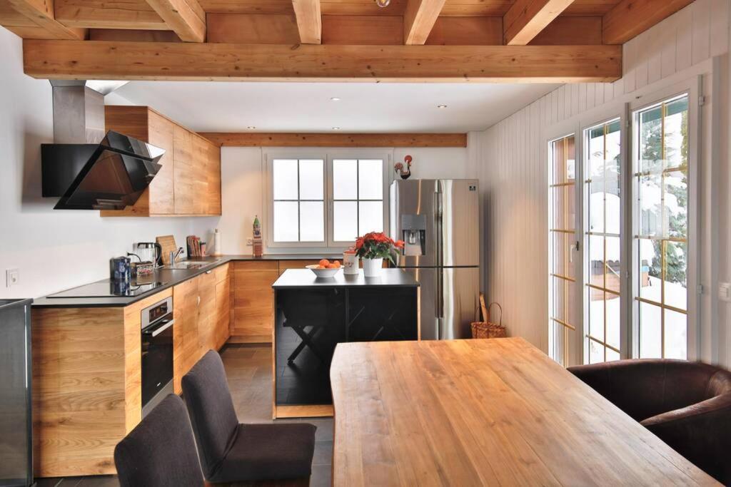 Exklusives Chalet Mit Traumhafter See- Und Bergsicht ゼーリスベルク エクステリア 写真