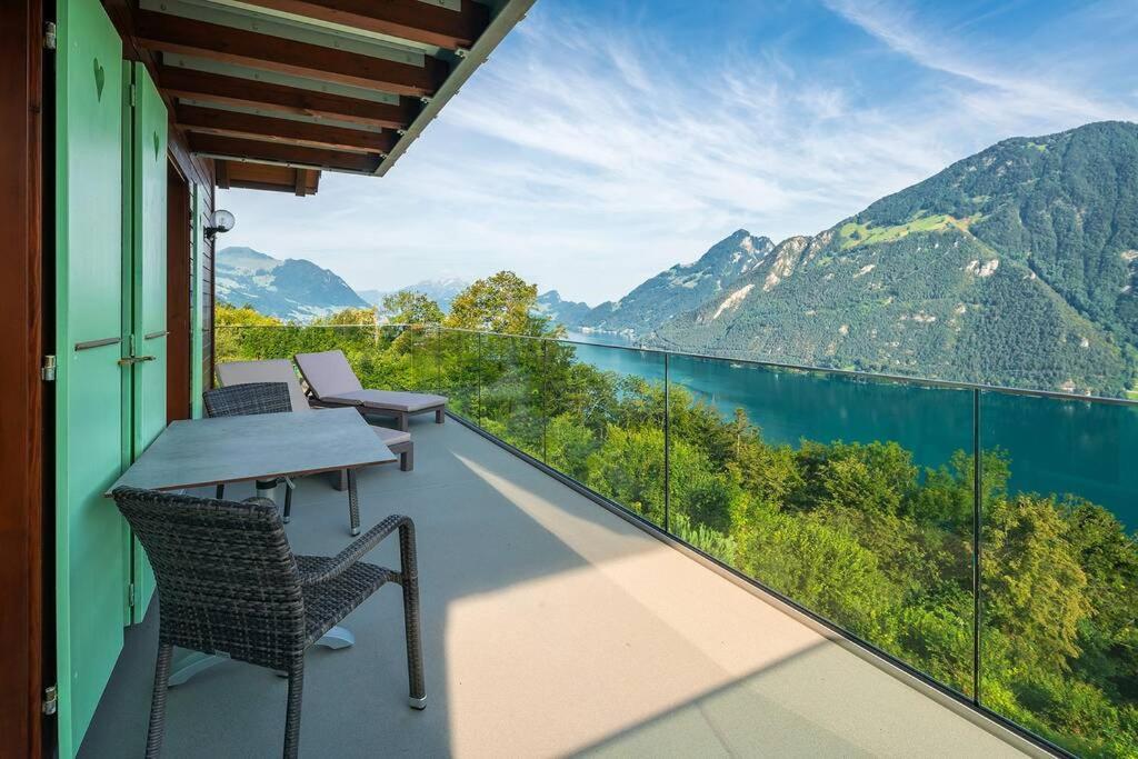 Exklusives Chalet Mit Traumhafter See- Und Bergsicht ゼーリスベルク エクステリア 写真